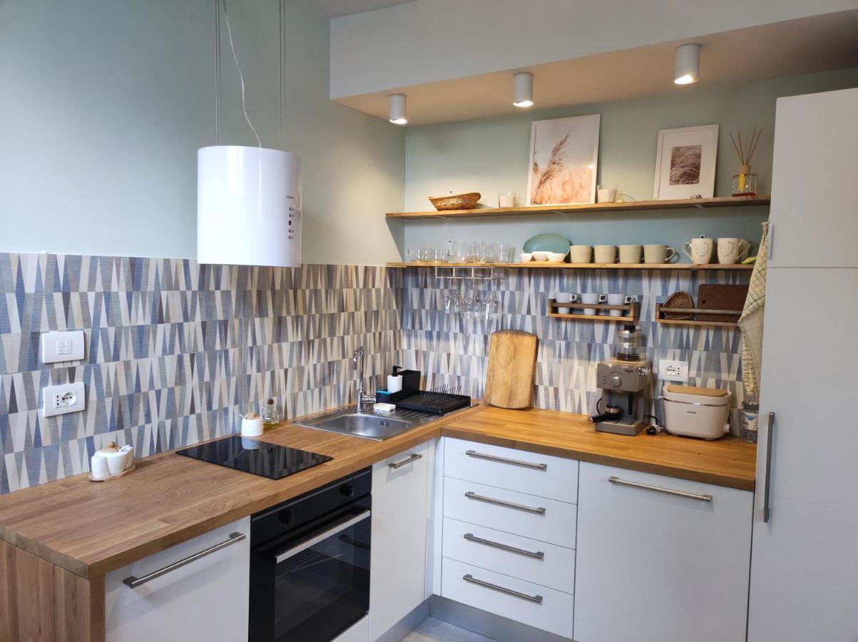 New Apartment In Historical Center Near Lake Riva del Garda Luaran gambar