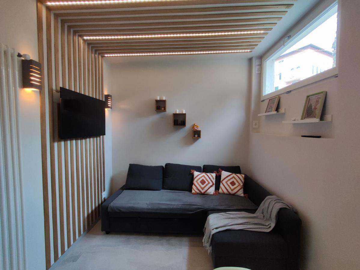 New Apartment In Historical Center Near Lake Riva del Garda Luaran gambar