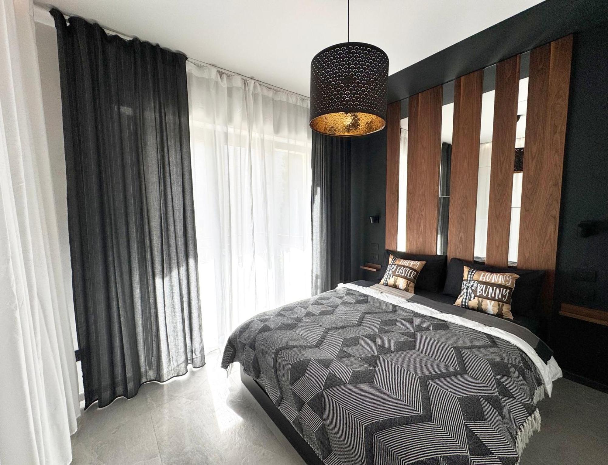 New Apartment In Historical Center Near Lake Riva del Garda Luaran gambar